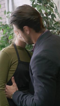 动态码率 Snatched a Billionaire to be My Husband episode 17